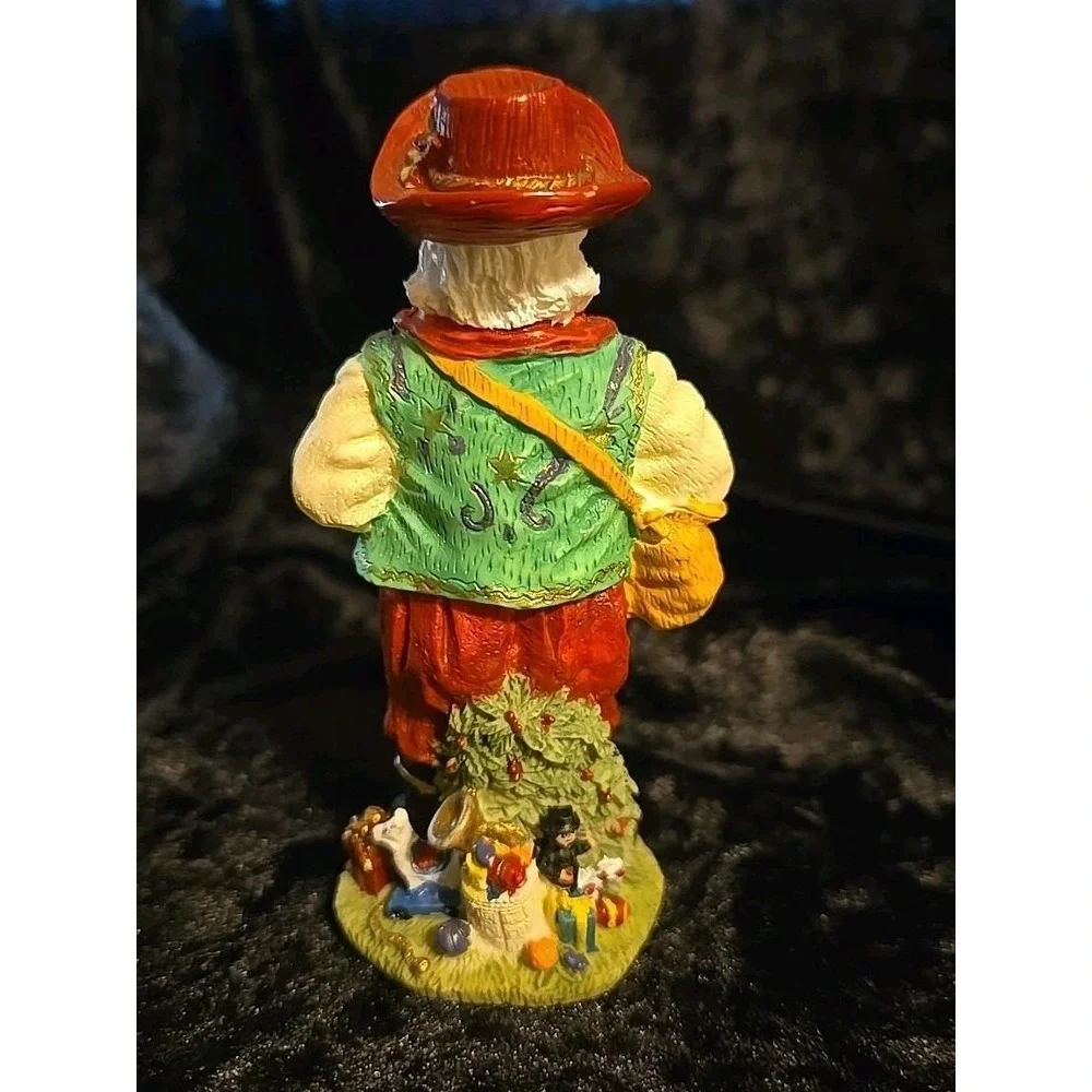 International Santa Collection Padre Nicholas Brazil 1996